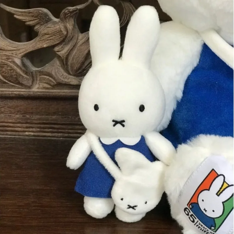 Poupée en peluche Miffy mignonne, jupe bleue de dessin animé, jouet en peluche, accessoires de sac à dos, pendentif Dopamine, porte-clés créatif, cadeaux pour filles
