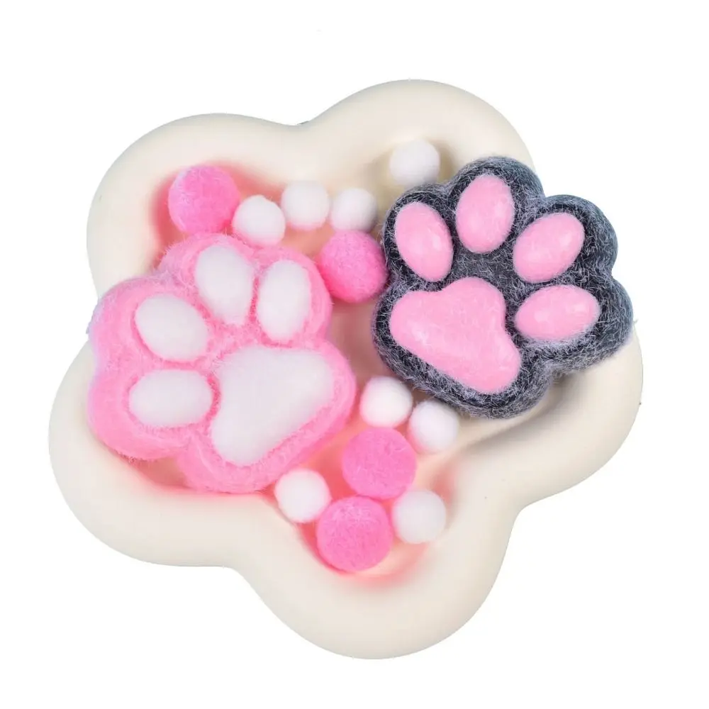 Cute Super Large Plush Cat Paw Squeeze Toy Kneading Silicone Cartoon Fidget Toy 3D Handmade Cat Paw Pinch Toy Practical Jokes