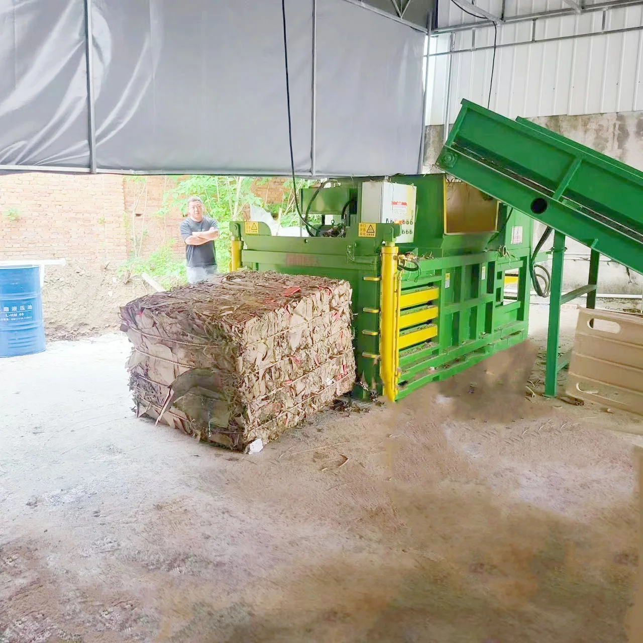 Fully Automatic Horizontal Hydraulic Waste Cardboard Compress Baler Used Clothes Baling Press Machine