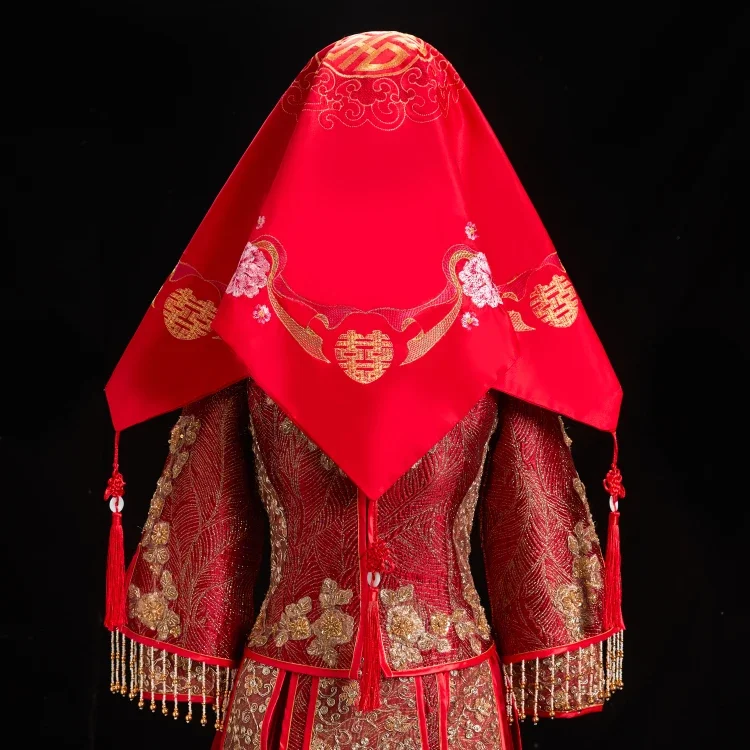 New bride wedding red   wedding Chinese   fringed hijab cloth