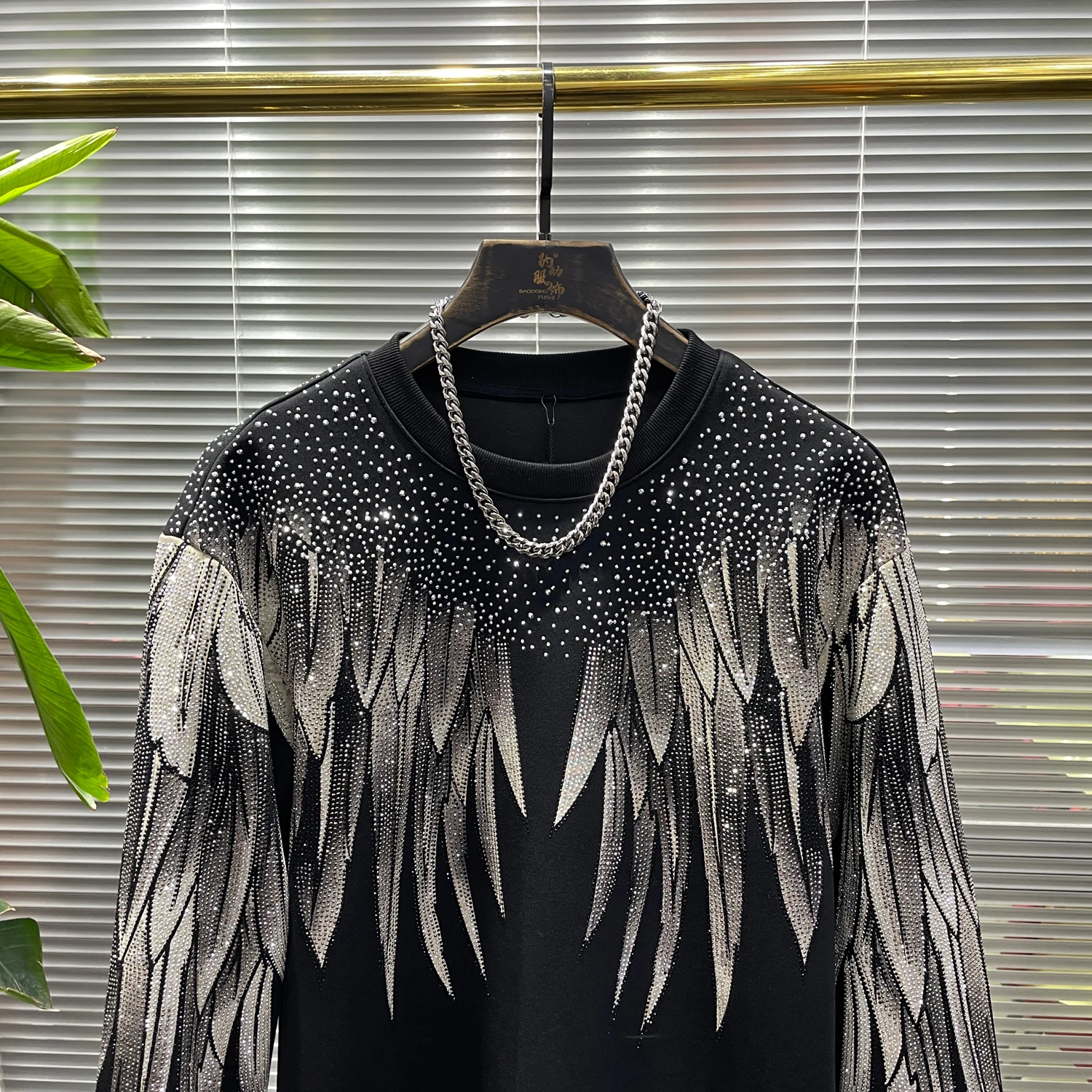 2025 Autumn Winter New Fashion Heavy Rhinestone Round Neck Long Sleeve Sweatshirt Printed Letters Trendy Stylish Men's Jacket