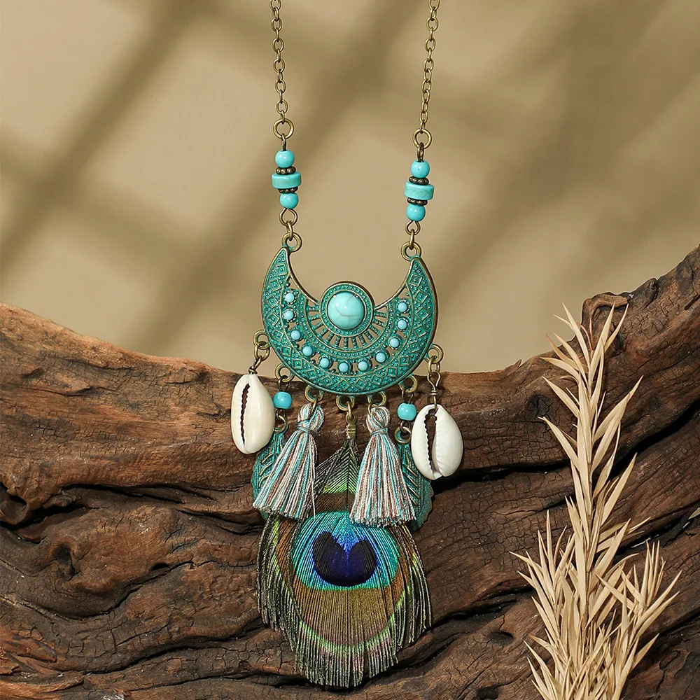 Boho Necklace Vintage Artificial Peacock Feathers Design Statement Tassel Shell Pendant Necklace Sweater Chain Daily Wear Party