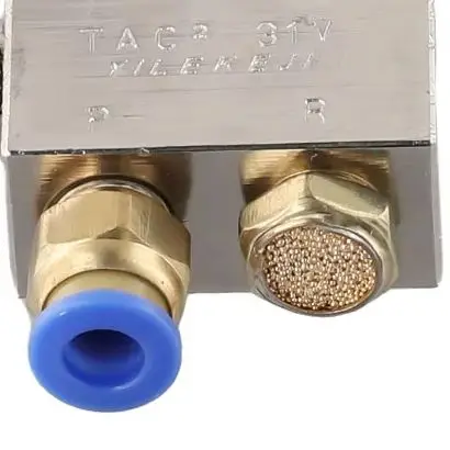TAC2-31V Pneumatic Valve 2 Position 3 Way Mechanical For Toggle Button Valve Brass Body With 6mm Fitting For Air Control System
