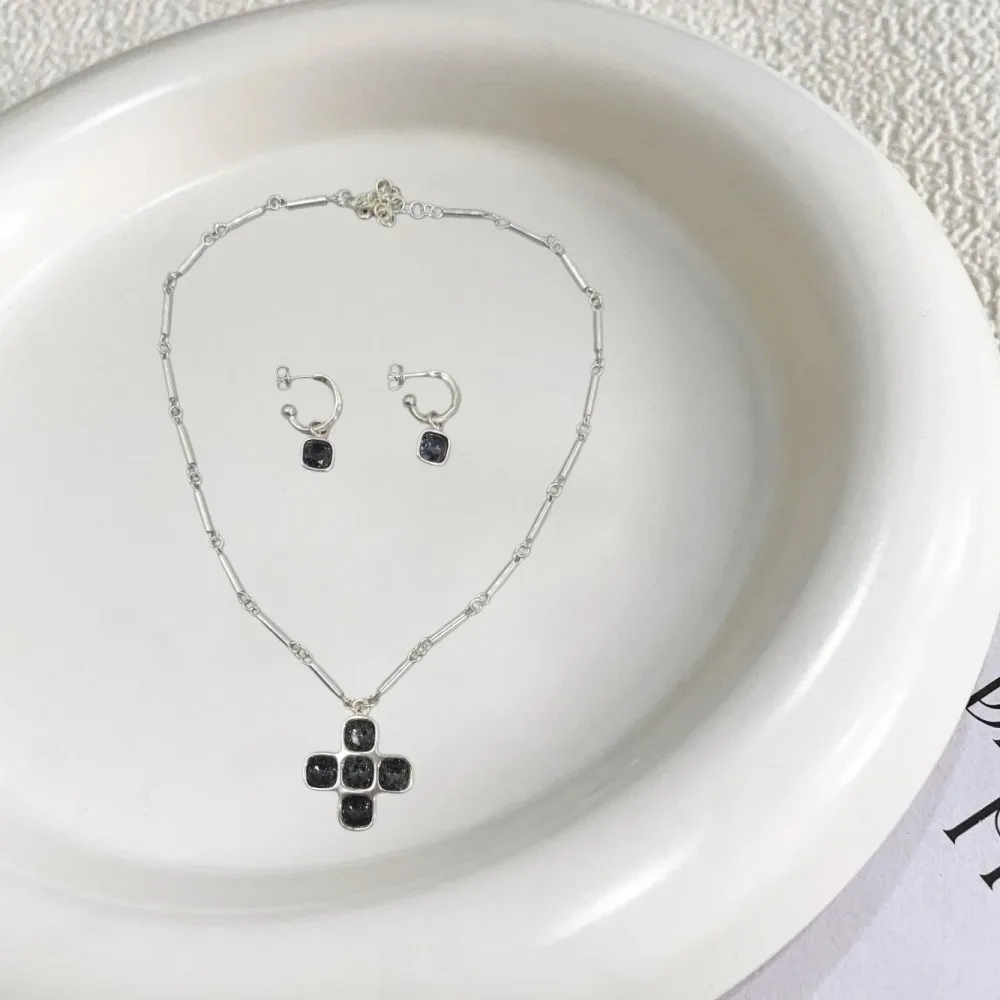 2026 Spain Bright Mature Wind Gold Silver Cross Black Crystal Earrings Necklace Jewelry Two Piece Set Holiday Gift