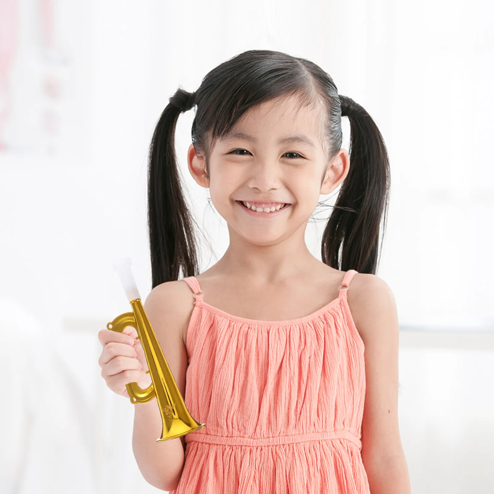 18Pcs Bright Golden Plastic Trumpet Horn for Music Interest Development Field Cheering Tool Party Decoration Gift Set