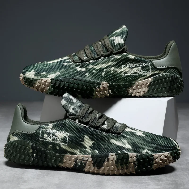 Zapatos de camuflaje hechos a mano informales de verano para hombre, zapatillas de deporte cómodas de malla transpirable para exteriores, senderismo, escalada, vadear y playa 47