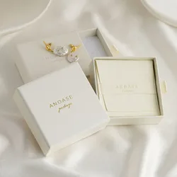 50pcs 9x9cm Paper box cream custom jewelry box personalized logo necklace earrings ring jewelry packaging box bulk drawer box