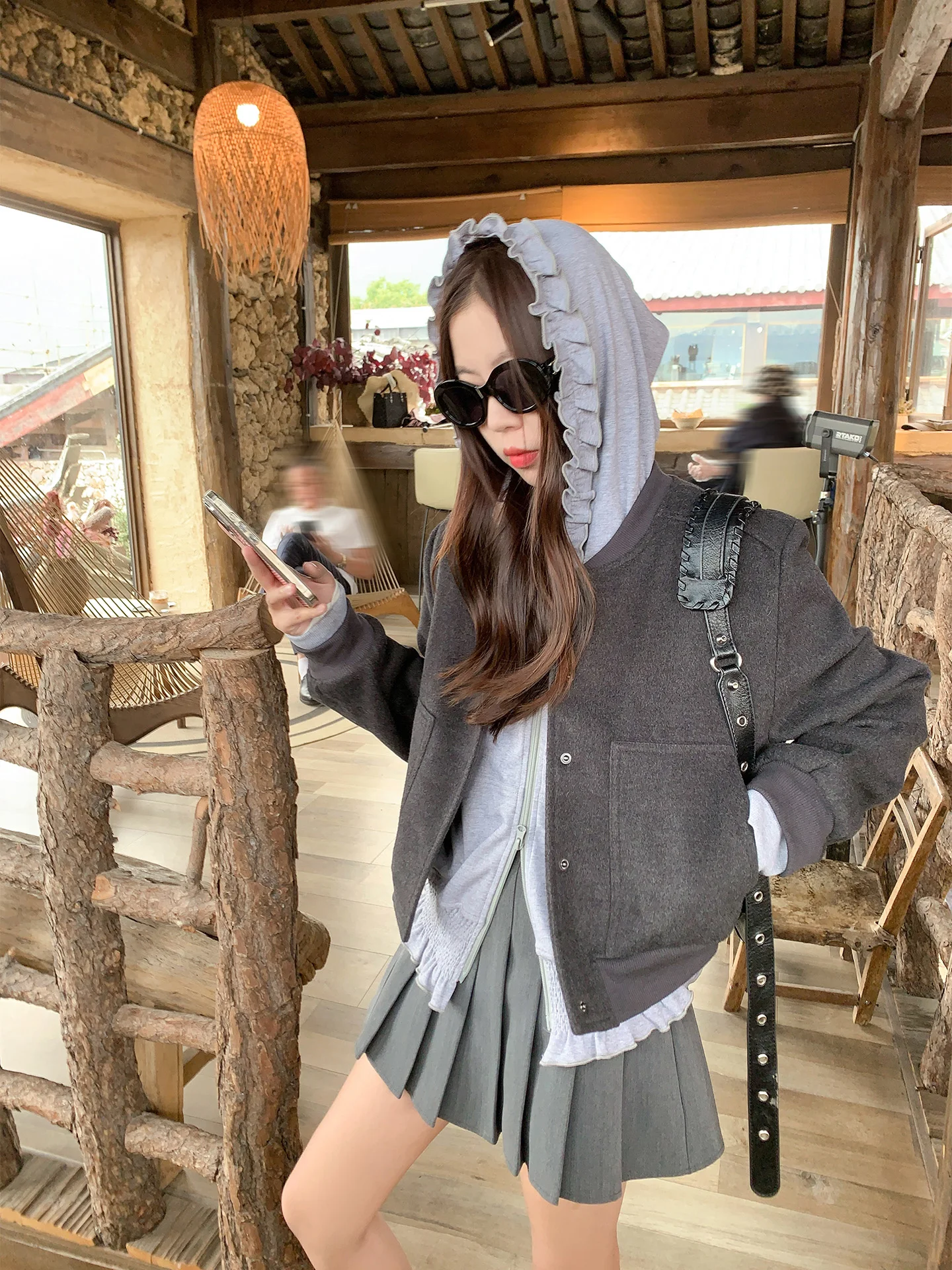 

Шерстяное пальто Deep ey в корейском стиле для женщин, осенне-зимнее, уютное, маленького размера, для повседневной носки, свободного кроя, с длинными рукавами.