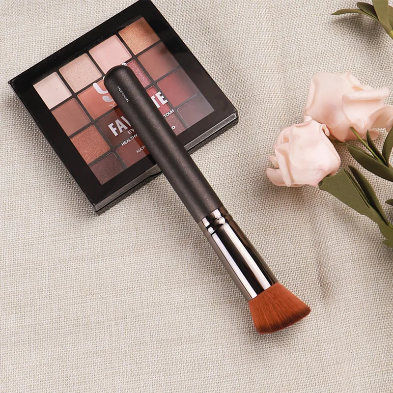 Piccasso Grey Makeup Brush No. 131 Oblique Flat Head Foundation Brush Brown Soft Fiber Hair Solid Wood Professional Makeup Brush