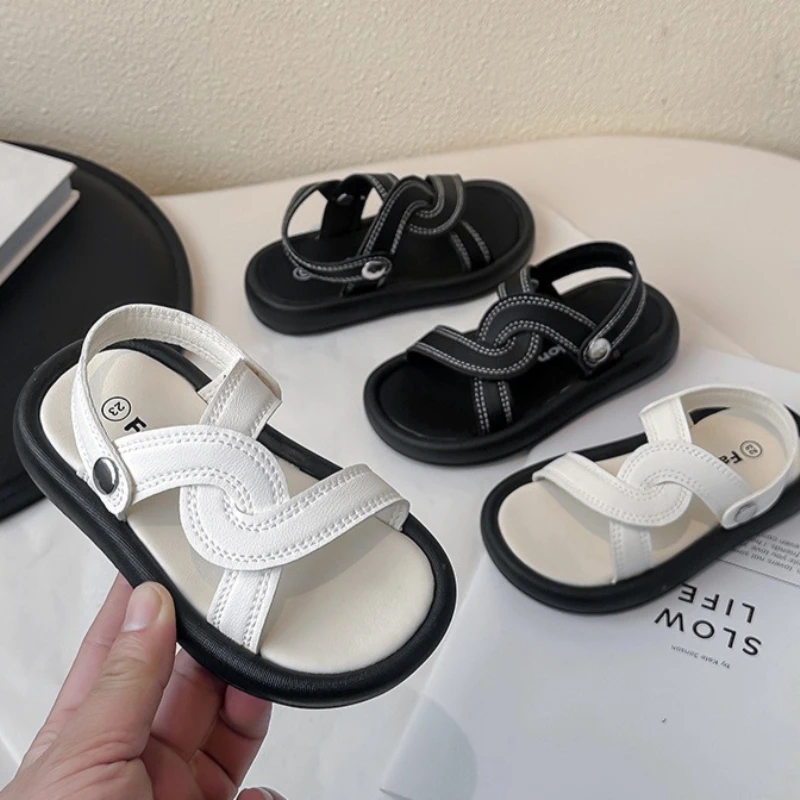

Детские повседневные сандалии2025летняя детская противоскользящая обувь на плоской подошве, простая спортивная обувь для девочек, детская универсальная пляжная обувь для мужчин и женщин