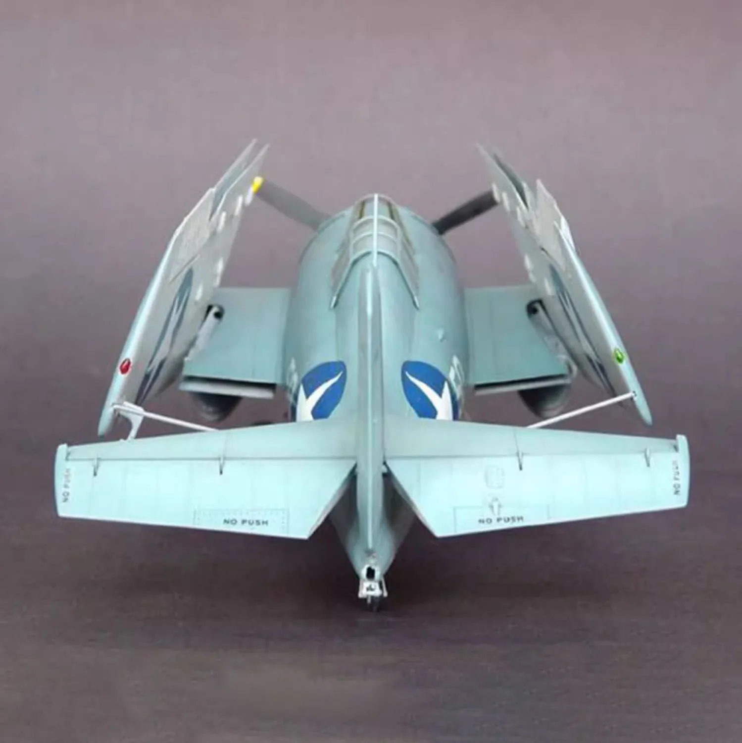 트럼피터 1/32 그루만 F4F-4 와일드캣 전투기 항공기 모델 키트 02223 (애호가용)