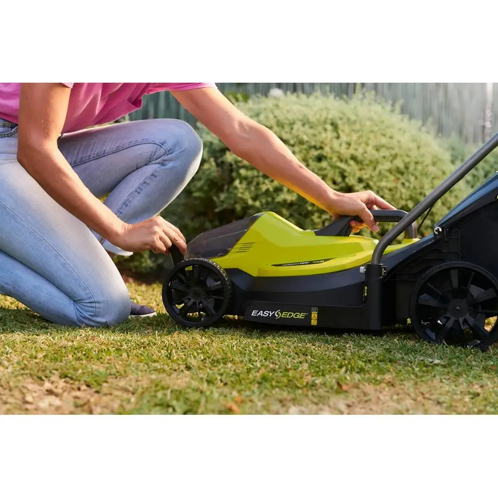 18V ONE+ OLM1833B CordlLawnmower - 33cm Cutting Width, Without Battery & , Compact or Small Lawns