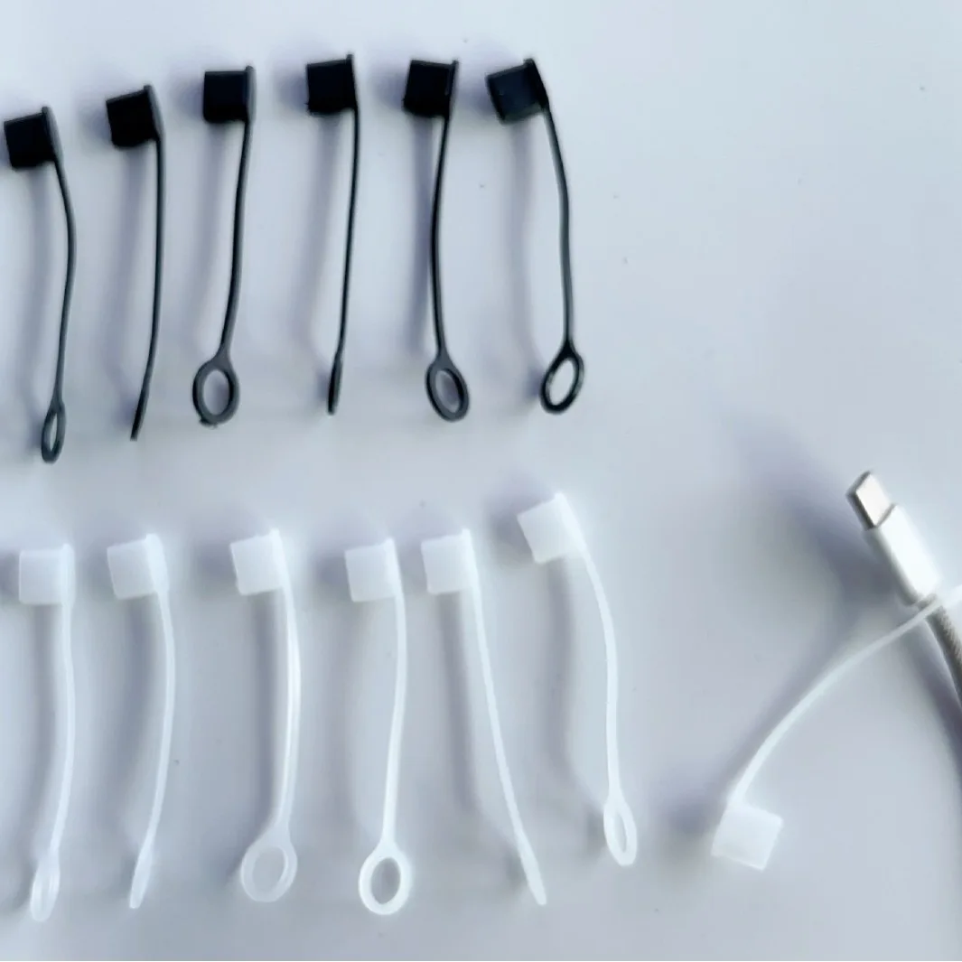 Type-C data cable dust cap 200pcs with wire rope hanging tying silicone sheath dustproof cover protective rubber waterproof plug
