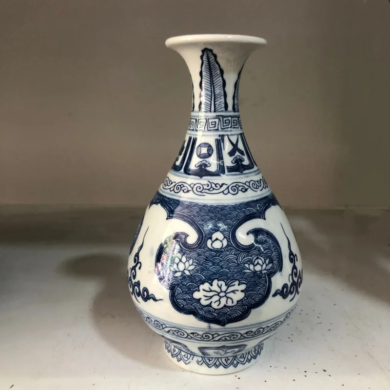 Chinese antique ceramic blue and white lotus pattern ceramic jade pot bottle classical desktop decoration creative gift