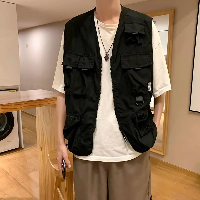 Men's Functional Loose Fit Multi Pocket Vest Hong Kong Japanese Style Summer Casual Wear