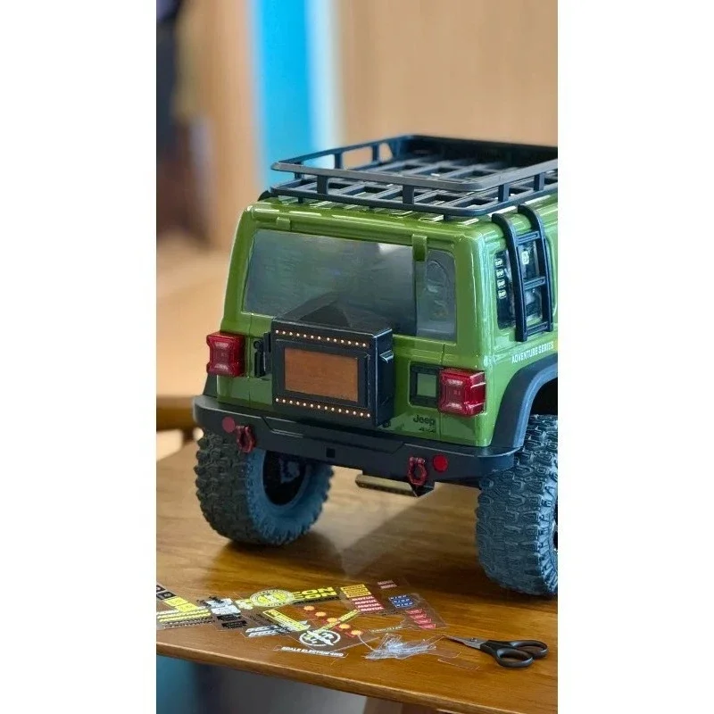 No-Drill Install 3D Printed Rear Trunk for CK5811 1/7 Scale RC Crawler – Leather Inlay, Lightweight, Replaces Heavy Spare Tire