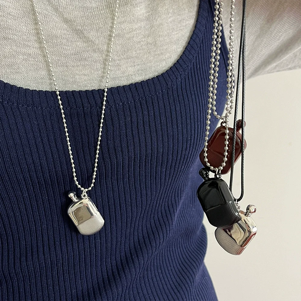 

Metal Bottle Pendant Necklace for Women Simple Long Sweater Chain Fashion Accessories