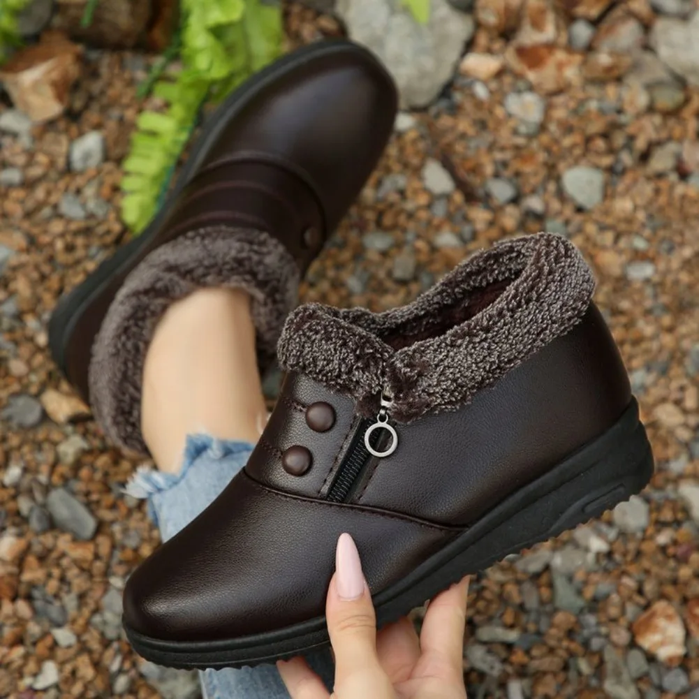 

Retro Solid Pu Short Plush Snow Boots Women 2025 Winter Comfort Wedge Heel Non Slip Mom's Shoes Vintage Faux Fur Soft Sole Boots