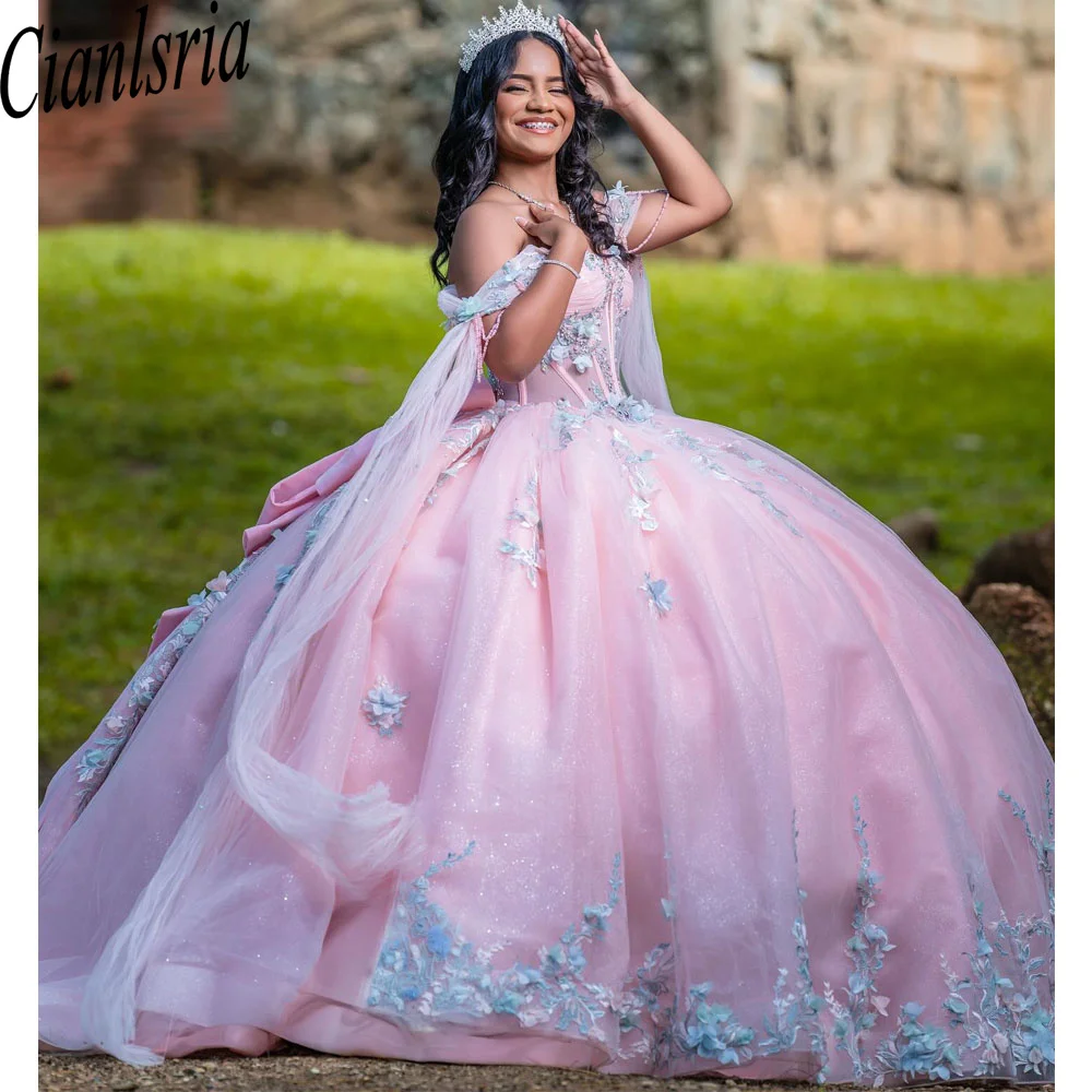 

Pink Off Shoulder Ball Gown Quinceanera Dresses Beading Crystal Lace Appliques Tull Sweet 16 15 Birthday Vestido De 15 Anos