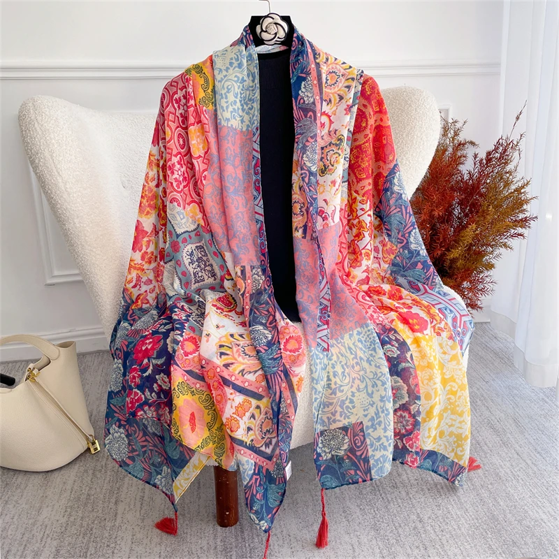 

2025 New Fashion Print Women Scarf Female Cotton Linen Shawl Tassel Autumn Muslim Hijab Wrap Student School Warm Poncho 90*180Cm