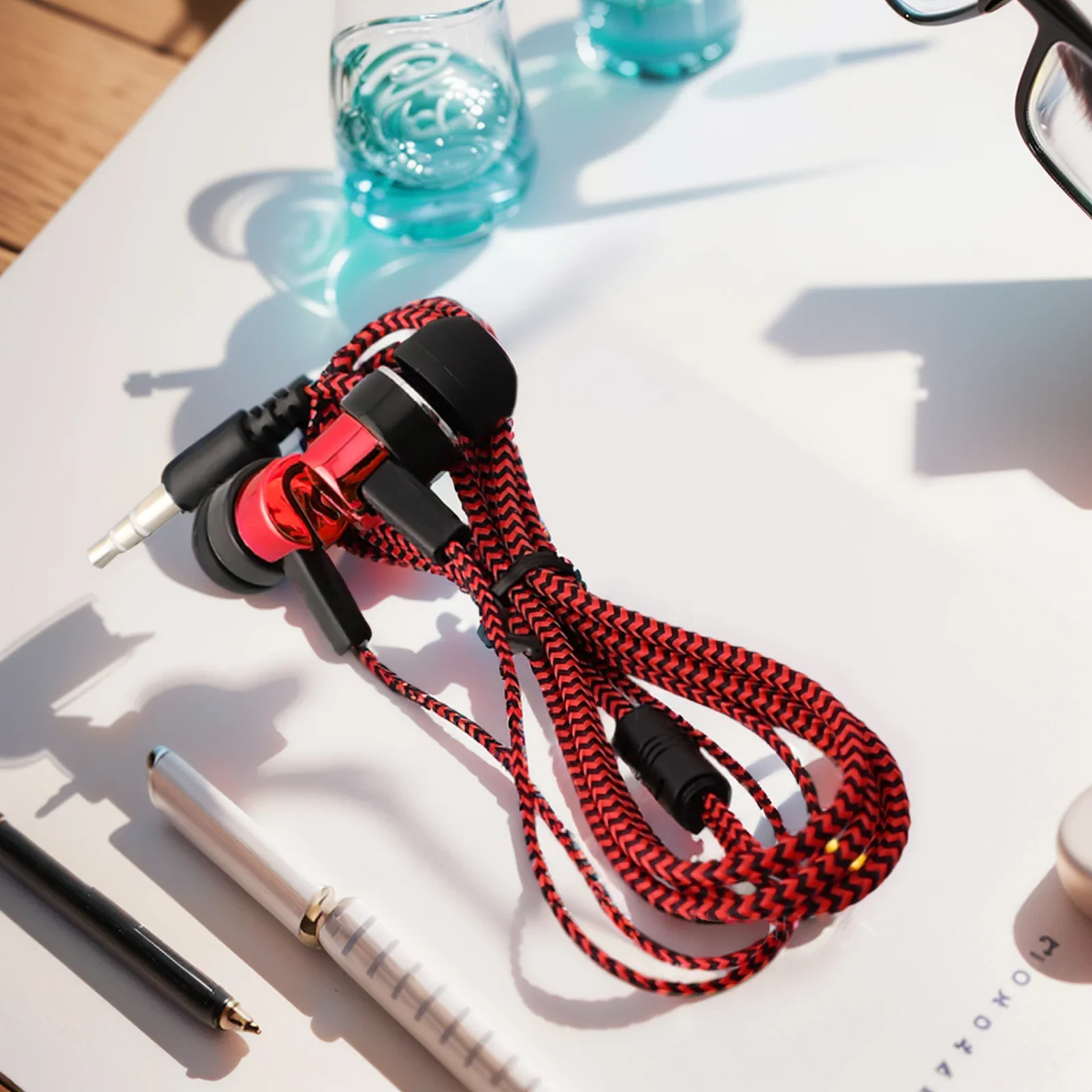 

Проводные наушники с плетеным кабелем 3,5 мм, наушники-вкладыши, совместимые с мобильными наушниками, MP3-компьютерные Hi-Fi стереонаушники