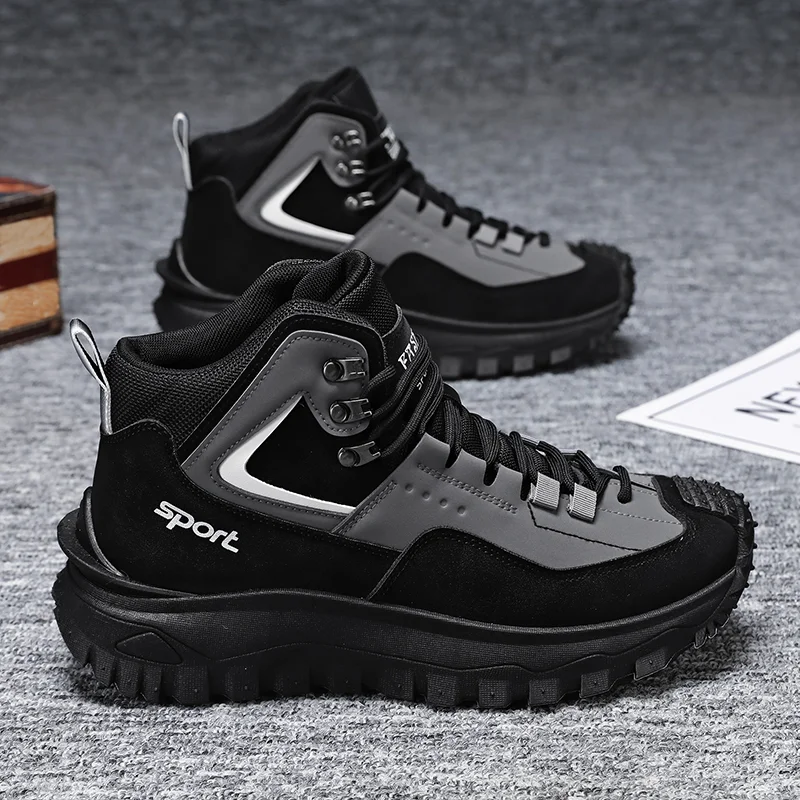 High-Top Outdoor Hiking Shoes 3
