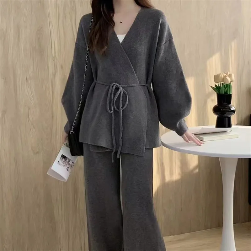 Women's Fashion Set 2026 Autumn New Style Loose and High End Trendy Age Reducing Casual Pants Top Knitted Sweater Two Piece Set