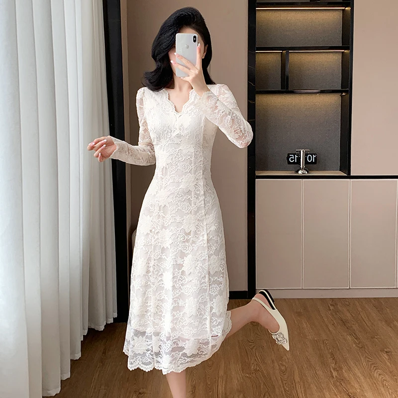 

Celebrity temperament sweet lace V-neck mid-length dress elegant gentle light luxury French commuter casual dresses