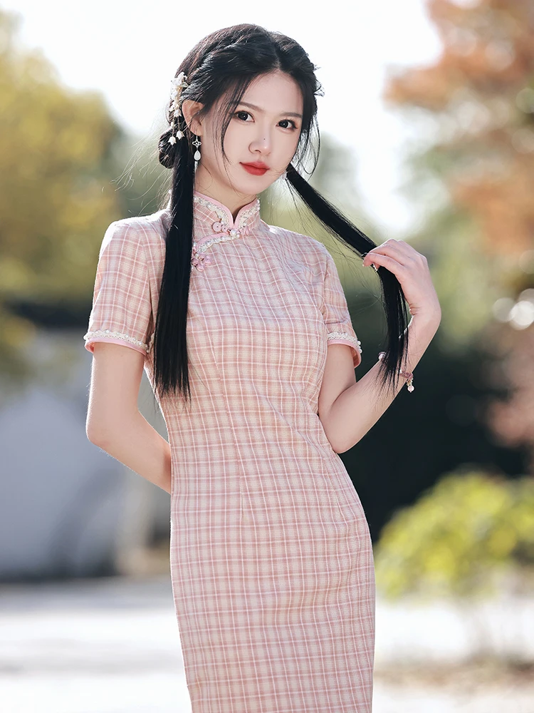 

Летнее платье-ципао для девочек в стиле ретро, приталенное, с коротким рукавом, из хлопка, в клетку «гингем», с низким разрезом, для повседневной носки