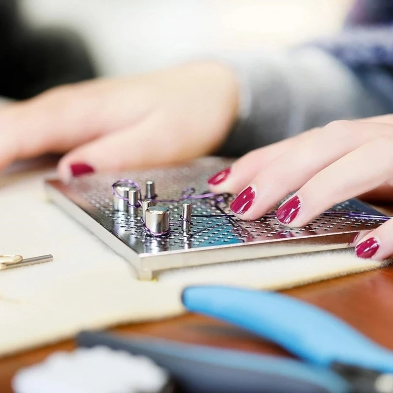 Set Pembuatan Perhiasan dengan Papan Bending Kawat Kawat dan Anting untuk Kerajinan DIY