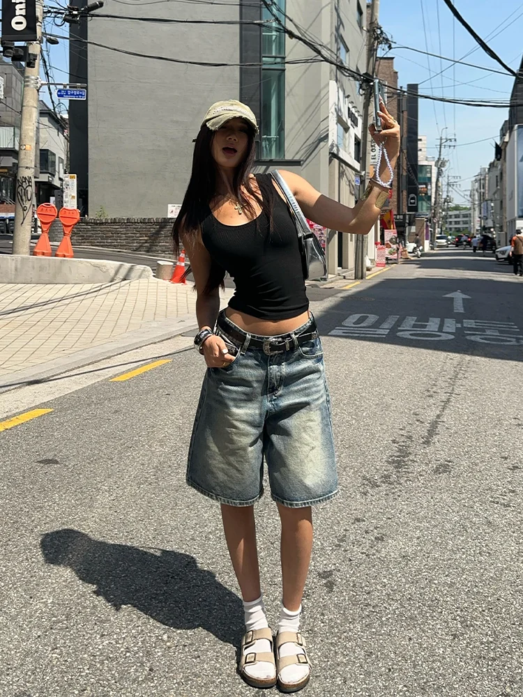 

Loose Fit Ripped Blue Denim Capri Pants Women's Summer Thin Wide Leg Jeans High Waist Casual Style Faded Effect Zipper Closure