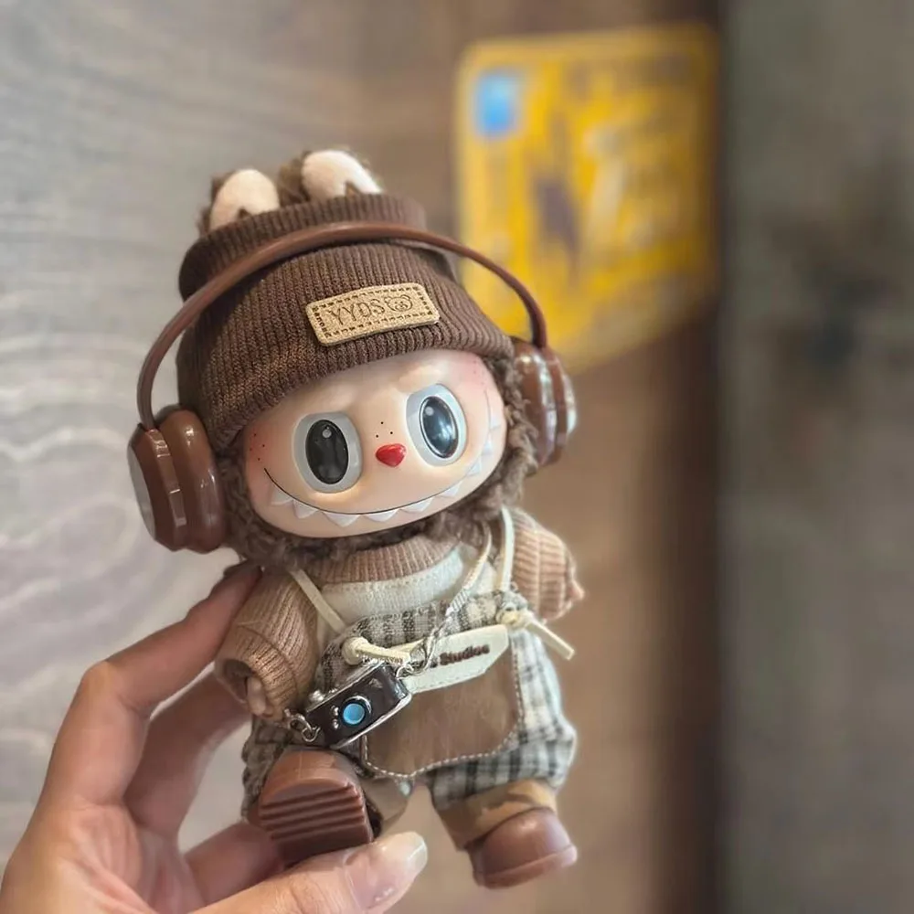 

Clothes for 17cm Labubu Dacheng Energy Series Clothing Doll Retro Brown T-shirt Handsome Clothes Set Doll Accessories