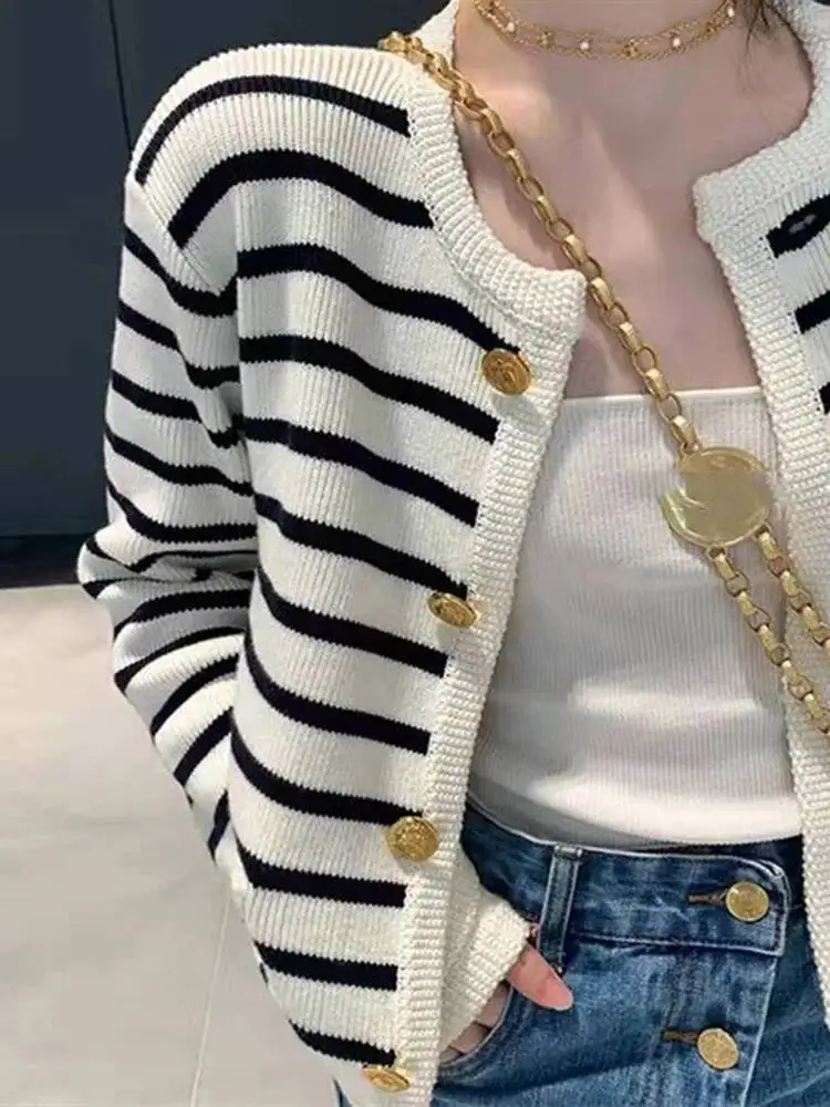 المرأة S شريط محبوك بالأزرار س الرقبة واحدة الصدر طويلة الأكمام المحاصيل الأعلى ربيع الخريف أزياء عارضة شيك سترة