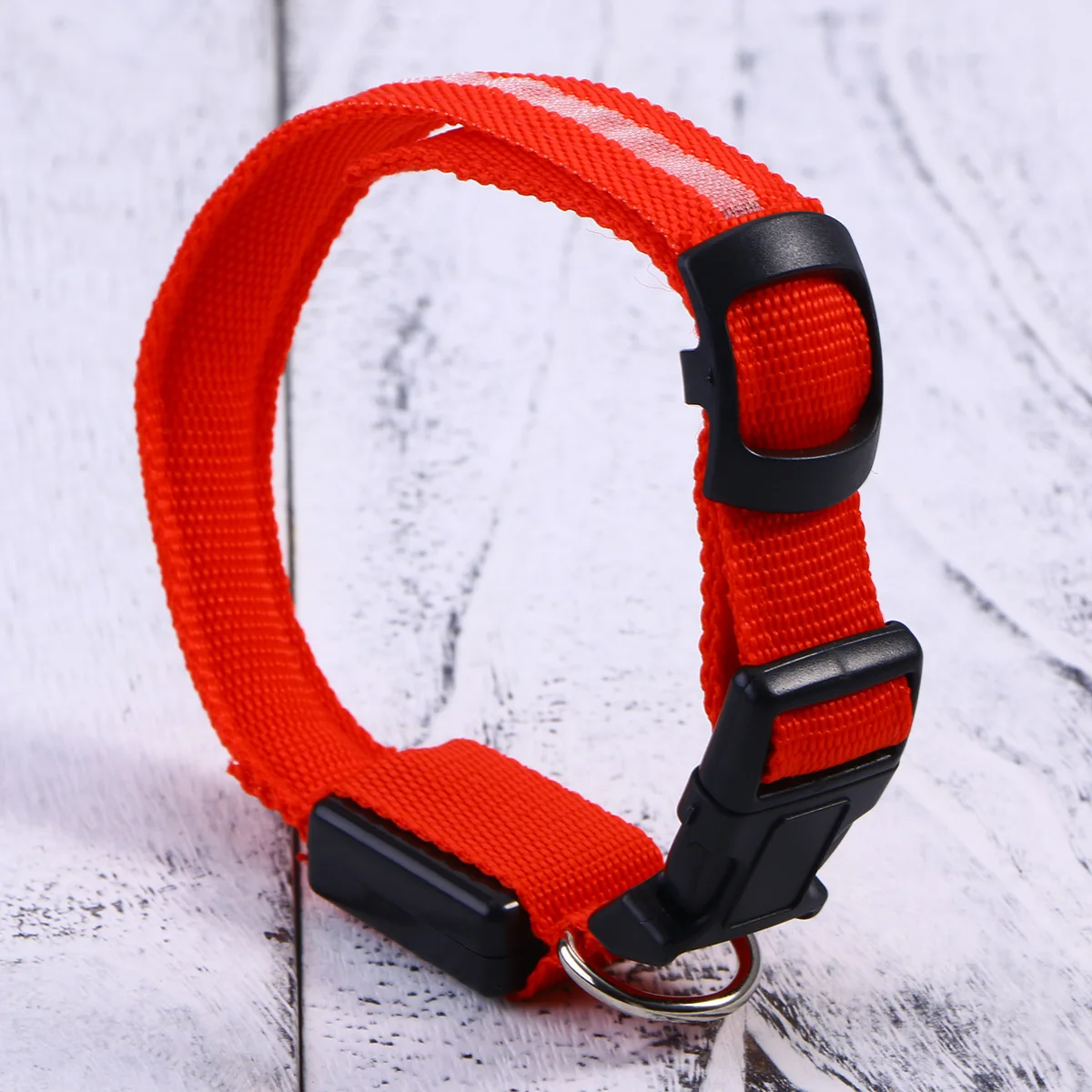 

LED Dog Collar Adjustable Operated Green Flashing Pet Collar for Night Walking Safety Xs