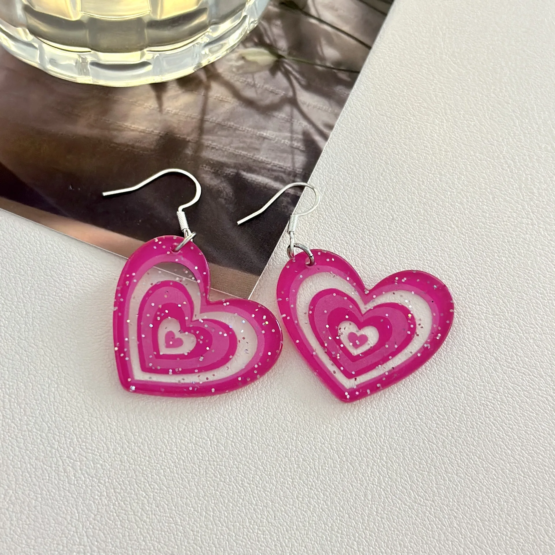 Pink Sweet Love Earrings Acrylic Flat Eardrops with Elegant Simplicity Earrings Earclip