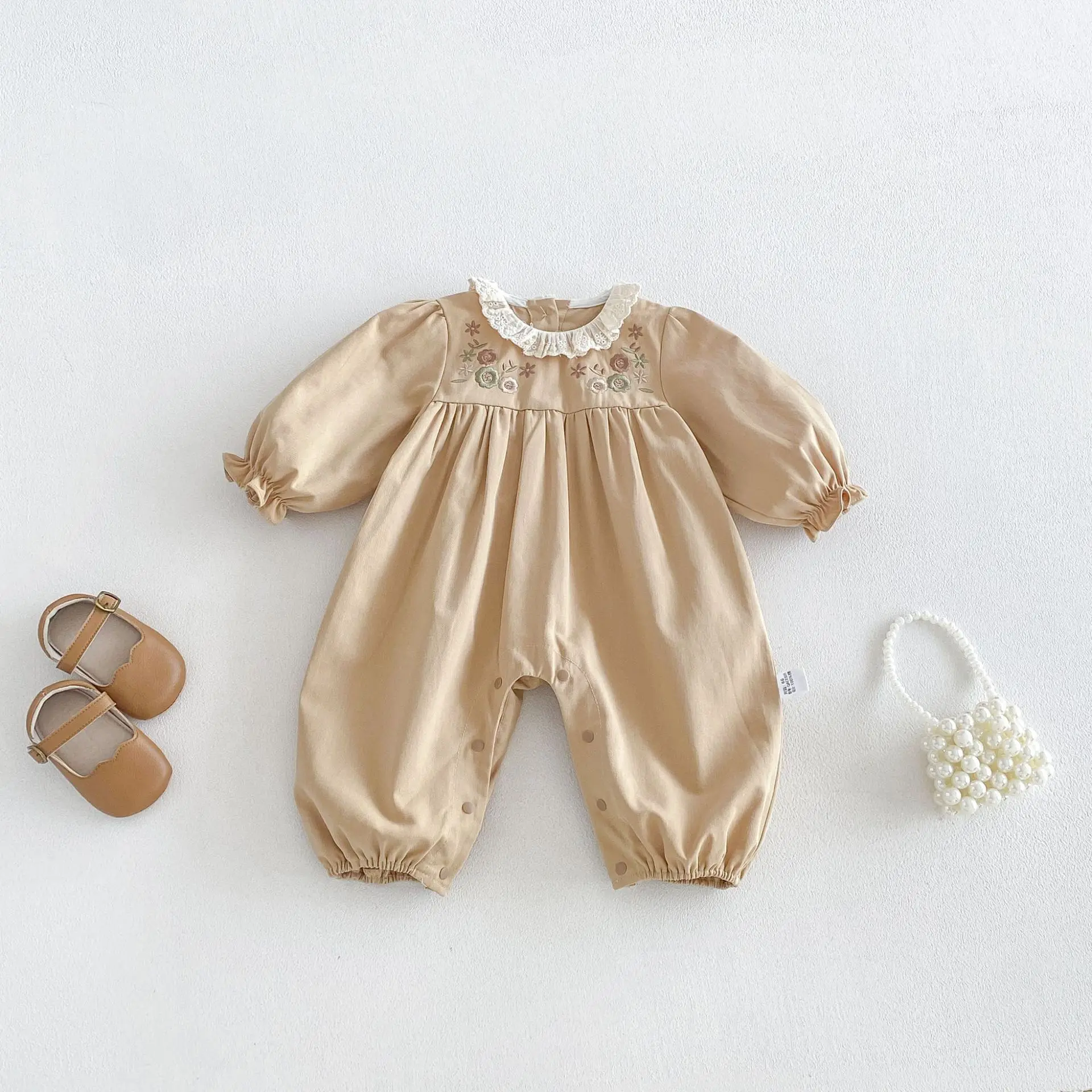 Autumn New Baby Girls Rompers Lace Collar Girls One Piece Embroidery Flower Toddler Jumpsuits Infant Outfit 2026