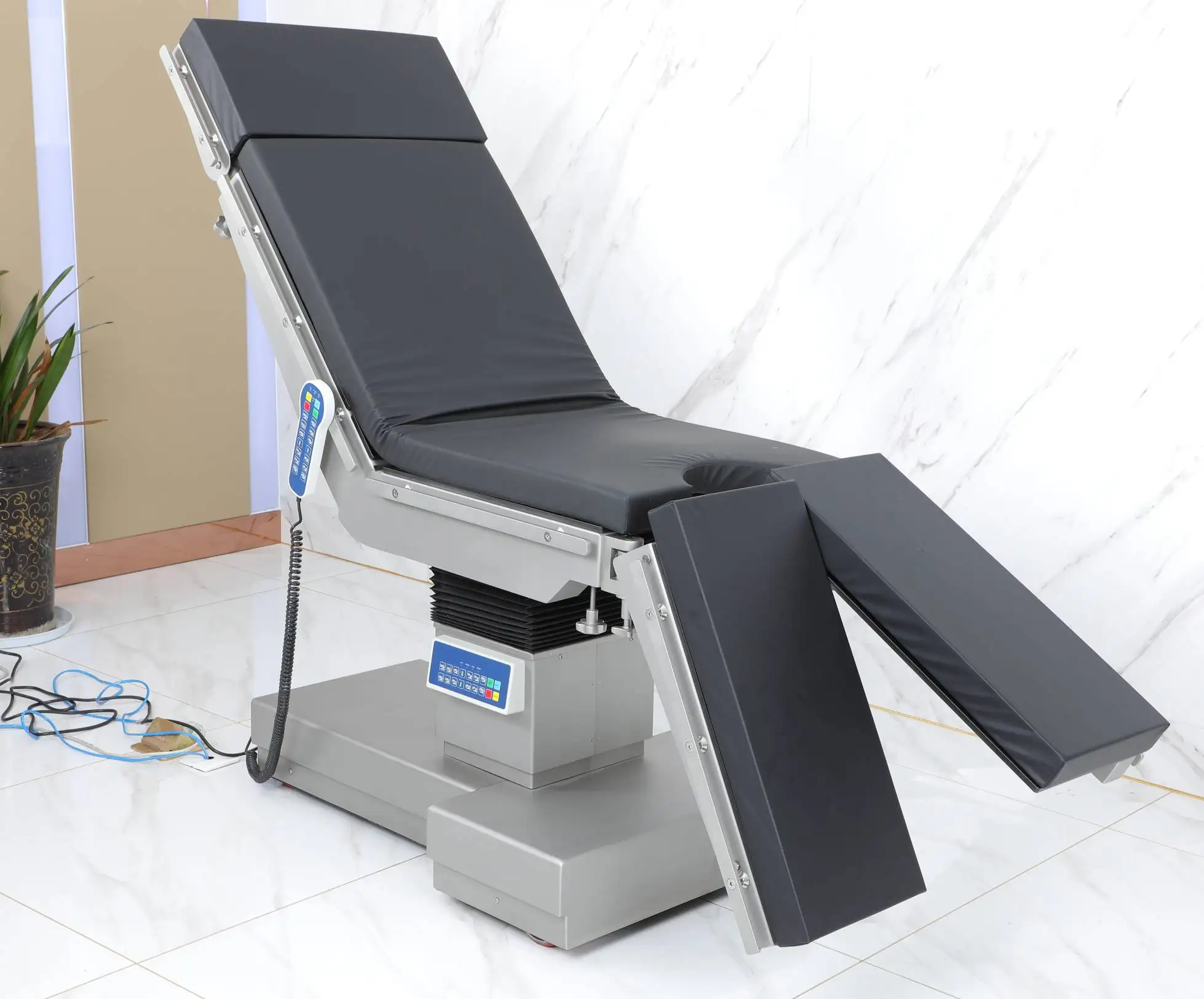 MT Medical Hospital Coin Operated Baby foot    Operating    Electric   Operation