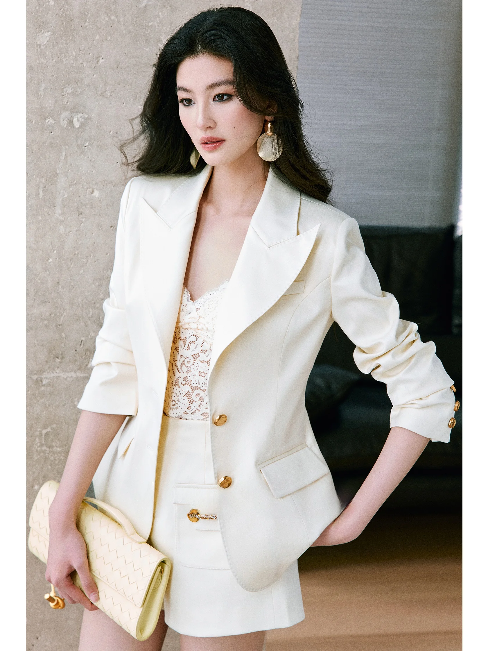 

WANGXO Luxury Shiny Twill Suit Jacket with Waist-Cinching Design And Peak Lapels Long Sleeve Women's Spring Fashion Outerwear