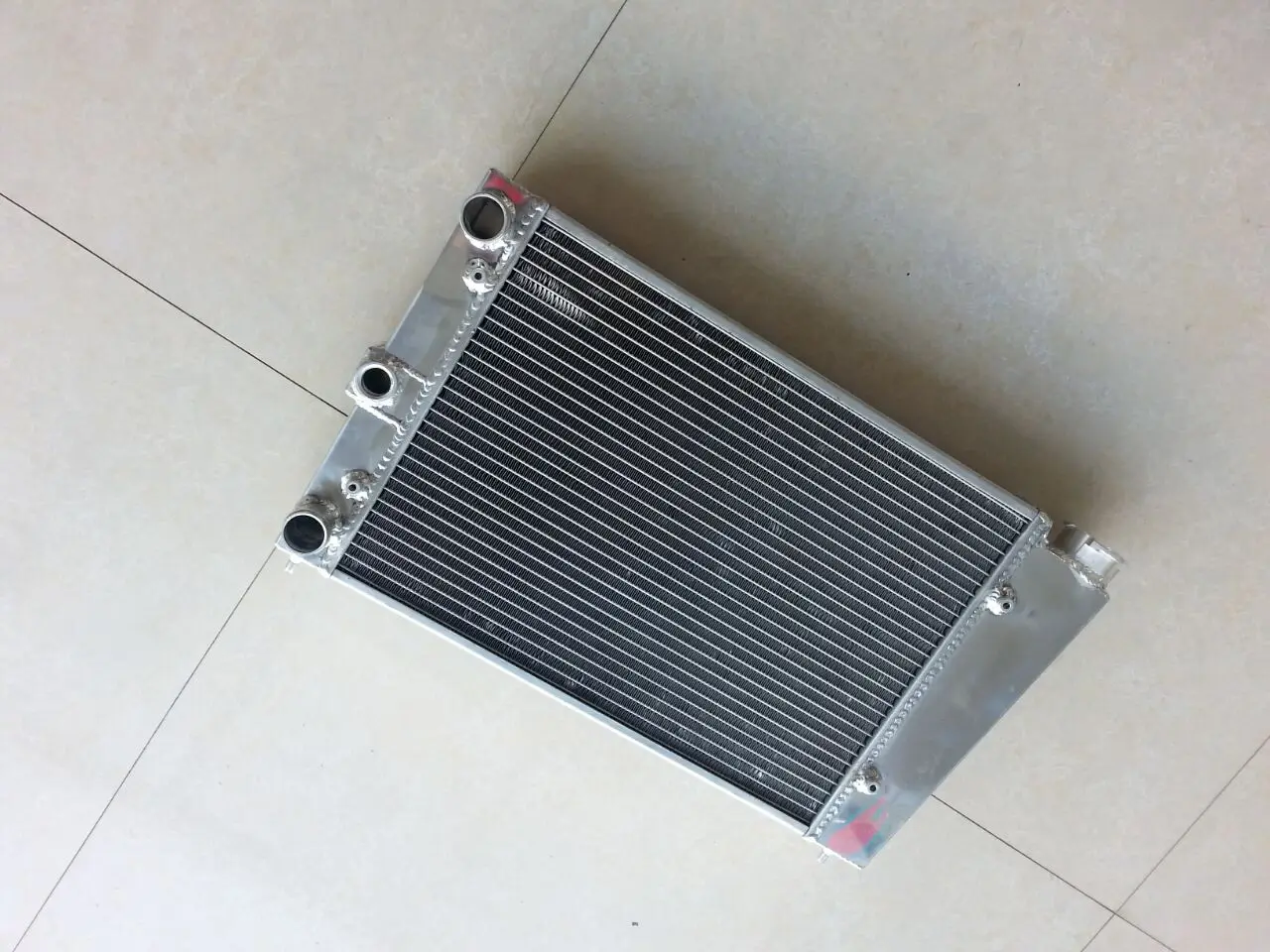 3 ROW 40mm Aluminum Radiator for 1981-1984 VW Golf Mk1 1.1L 1.3L 1981 1984 1982 1983