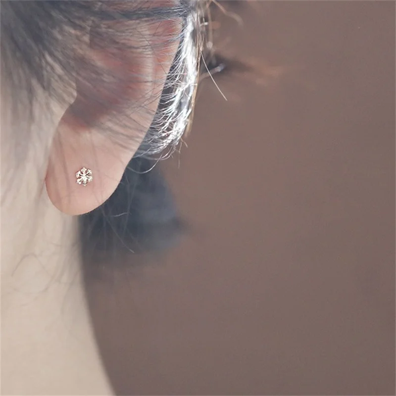 925 Sterling Silver Electroplated 14K Gold Mini Snowflake Earrings for Women Japanese Cute Jewelry