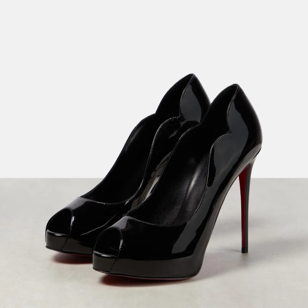 

Новые женские туфли из лакированной кожи с открытым носком на красной подошве, женские тонкие туфли на высоком каблуке с открытым носком, пикантная обувь для вечеринок