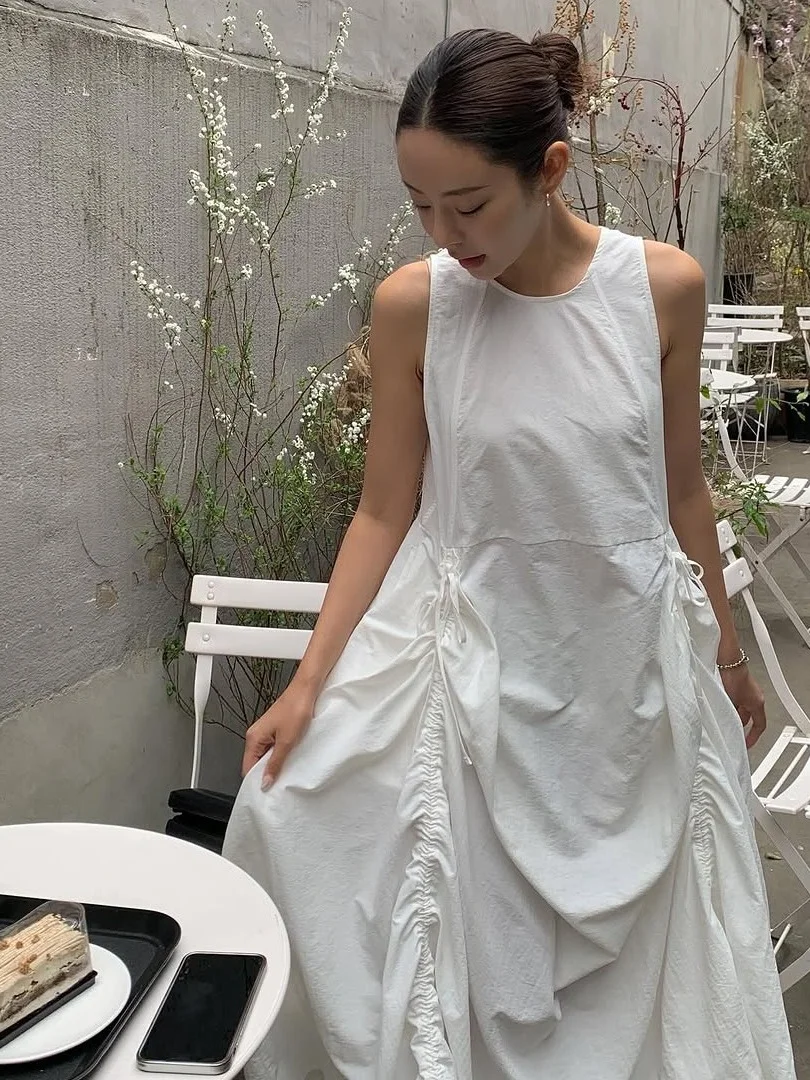 여름 민소매 드로스트링 원피스 여성용 프레시 스타일 루즈핏 A라인 한국 스타일 미디 기장 스커트 캐주얼 편안한 베스트 원피스