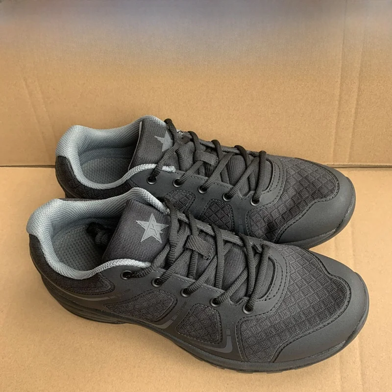 ultra-light-supercritical-new-style-training-shoes-black-running-shoes-breathable-wear-resistant-popcorn-pattern-fitness-shoes