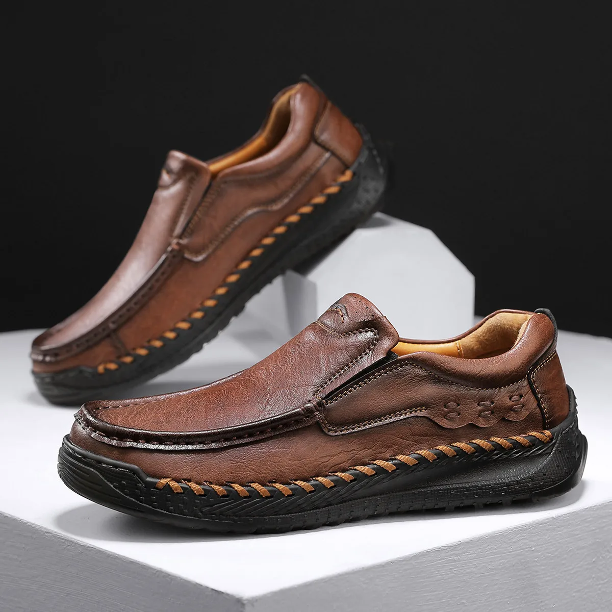 

Leather Outdoor Casual oes Men's Large Size Comfortable Breathable Upper Footwear round Toe Rubber Outsole Faionable Sing...