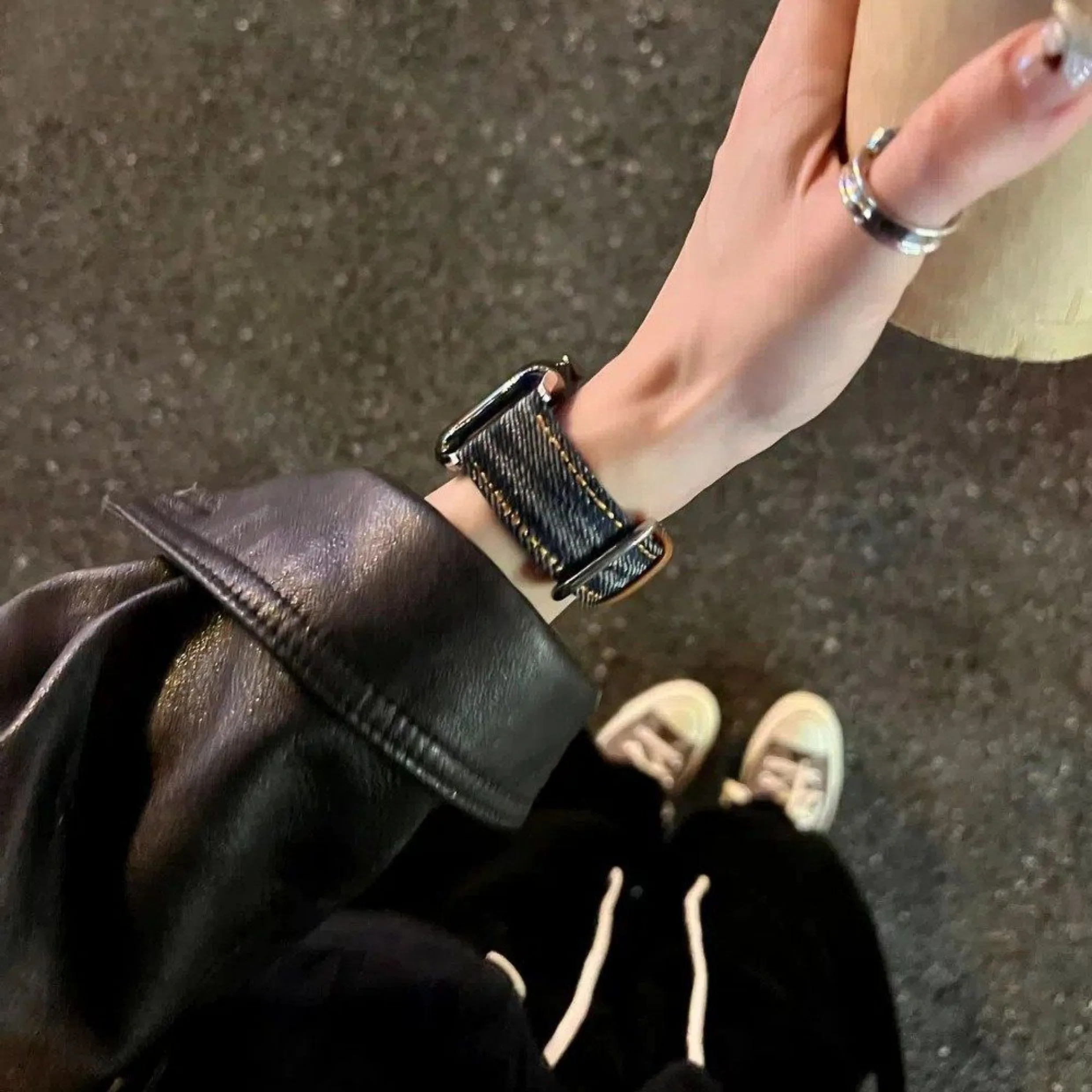 

Vintage leather denim compatible iWatch strap 38mm 40mm 41mm 42mm 44mm 45mm 49mm fashionable strap