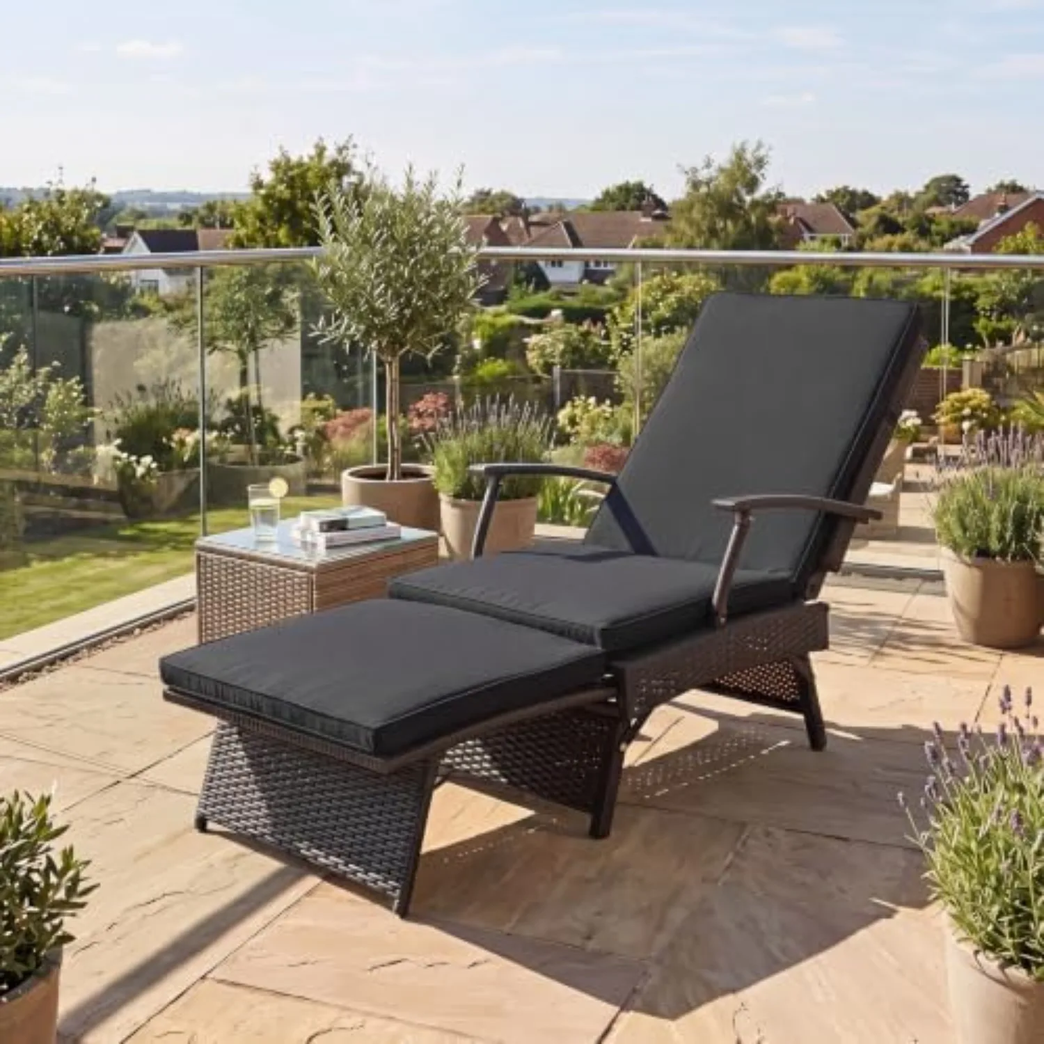 Folding Wicker Chaise Lounge (1,Black) | Slide-Out Ottoman, 11-Level Adjustable Backrest to Flat, Sun-Proof PE Rattan &
