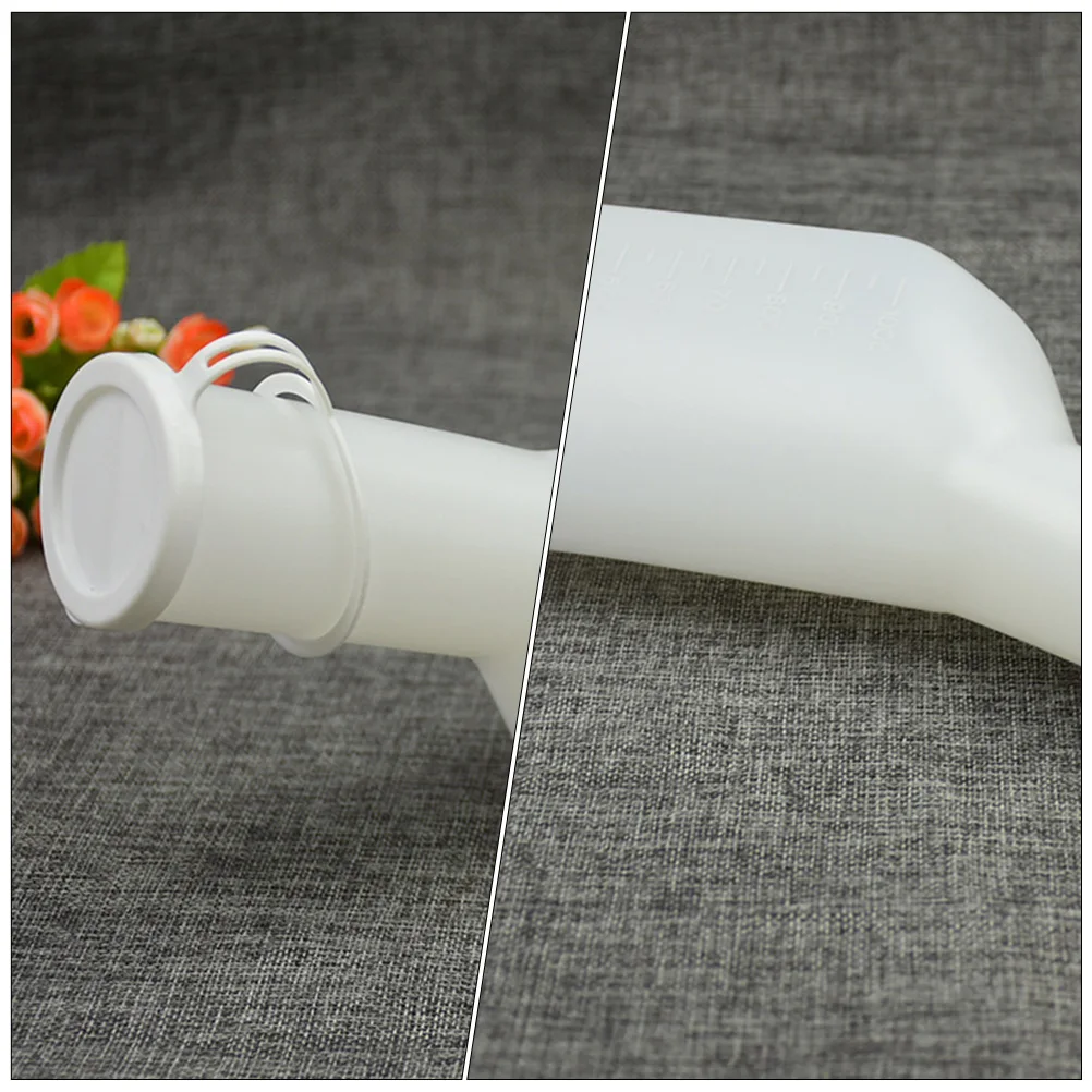 

1Pcs Portable Urinal Bottle Durable Practical Not Fade Aging Extend Usage Time for Elderly Patient Nursing Care