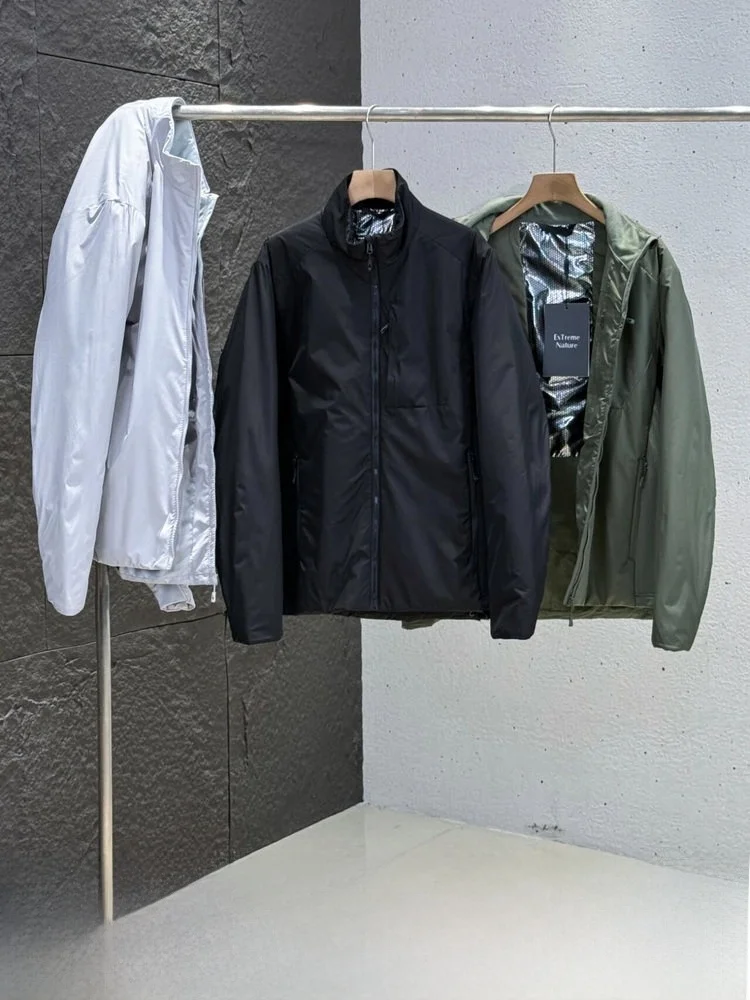 

Outdoor Men's Lightweight Windproof Warm Cotton Jaet Silver Ion Heat Reflection 25 Winter Coat Stand Fit Zipper Closure