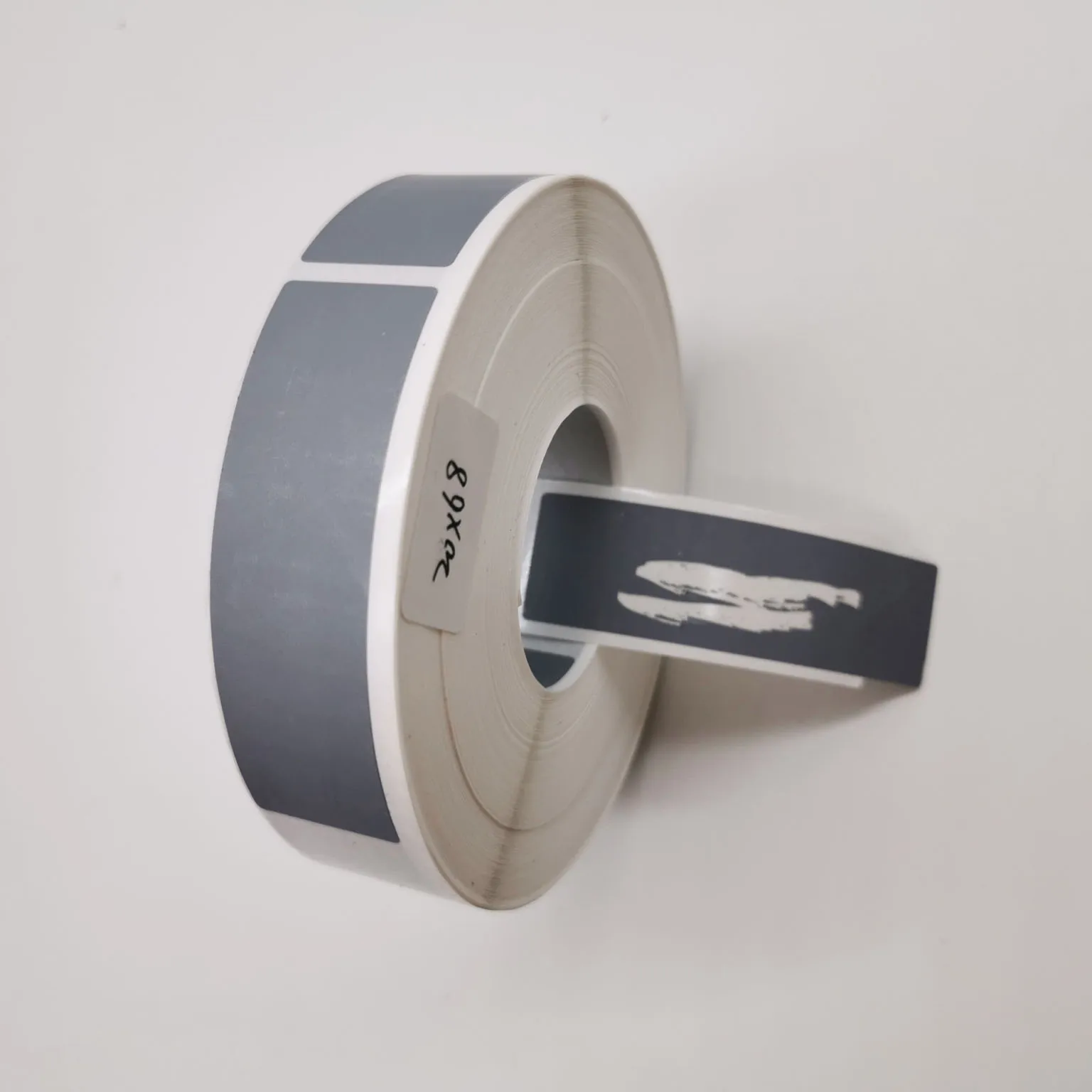 1000-pezzi-20x68mm-etichette-adesive-grigie-a-strappo-manuali-in-rotoli-pellicola-di-copertura-per-codici-giochi-e-matrimoni