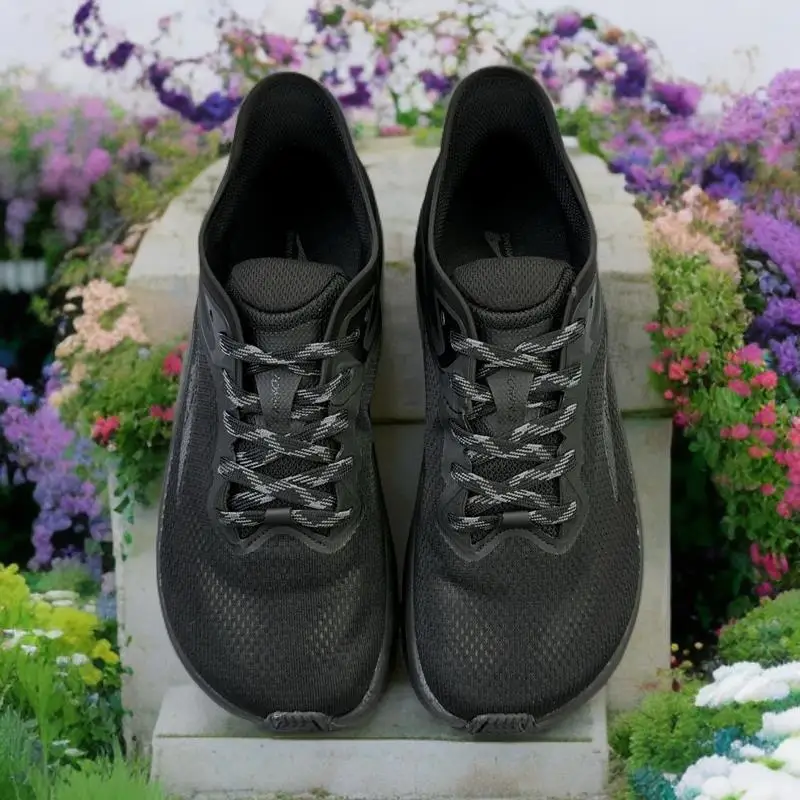 BootsStable support outdoor running shoes, structural design, safe for mountain sports